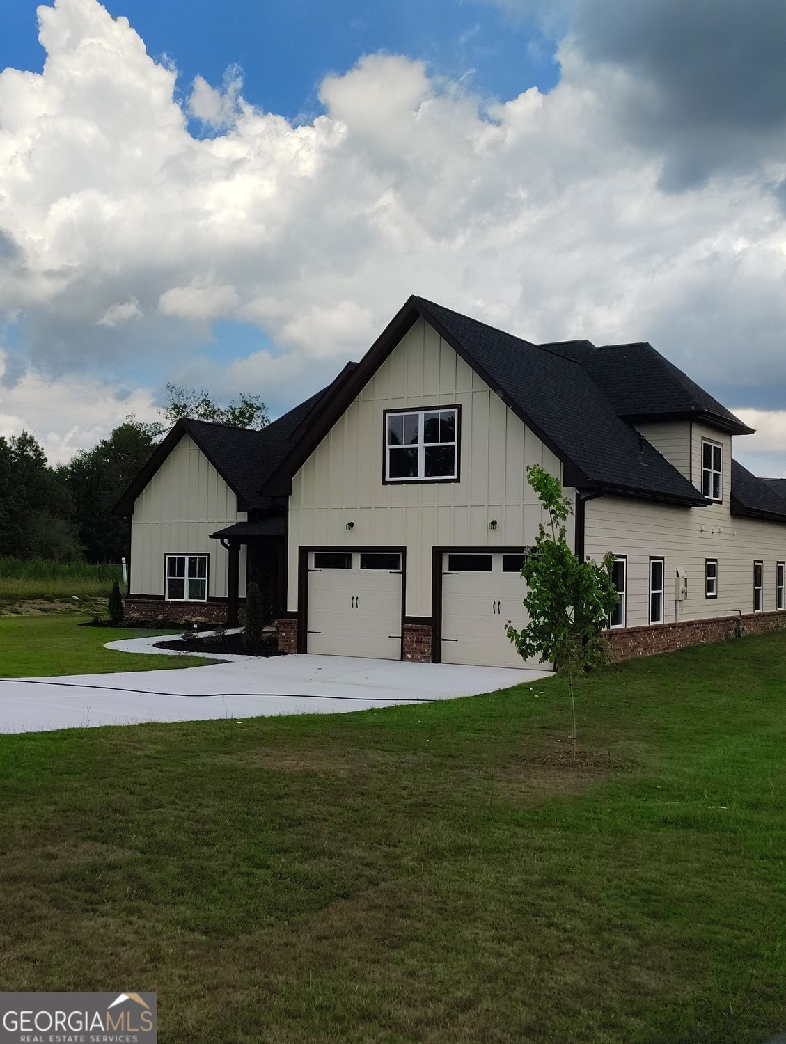 Property Photo: 2996 Langley Road SW GA 30052