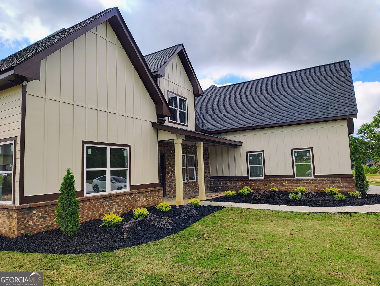 Property Photo: 2996 Langley Road SW GA 30052
