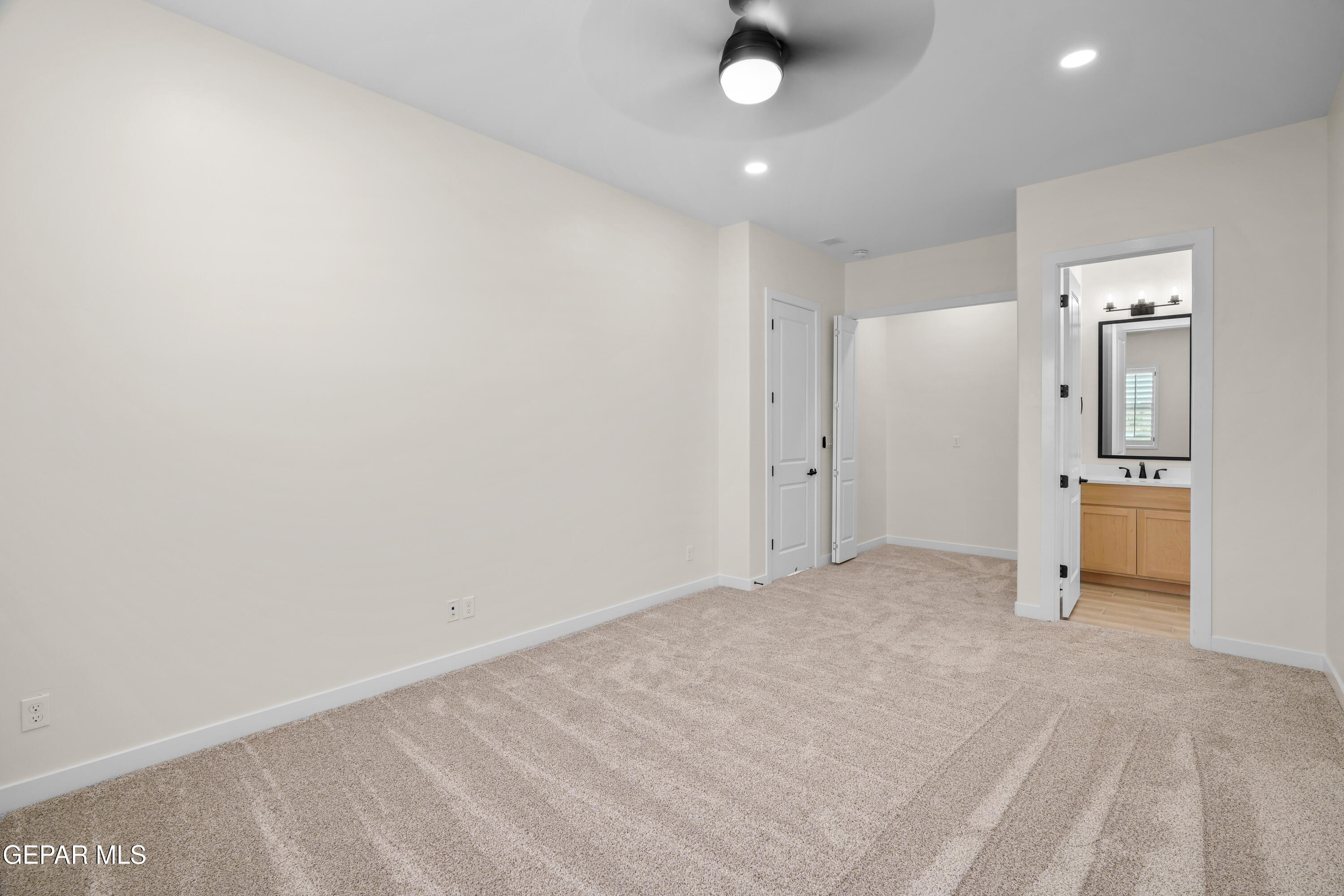 Property Photo:  1817 Kelsey Davis Avenue  TX 79928 