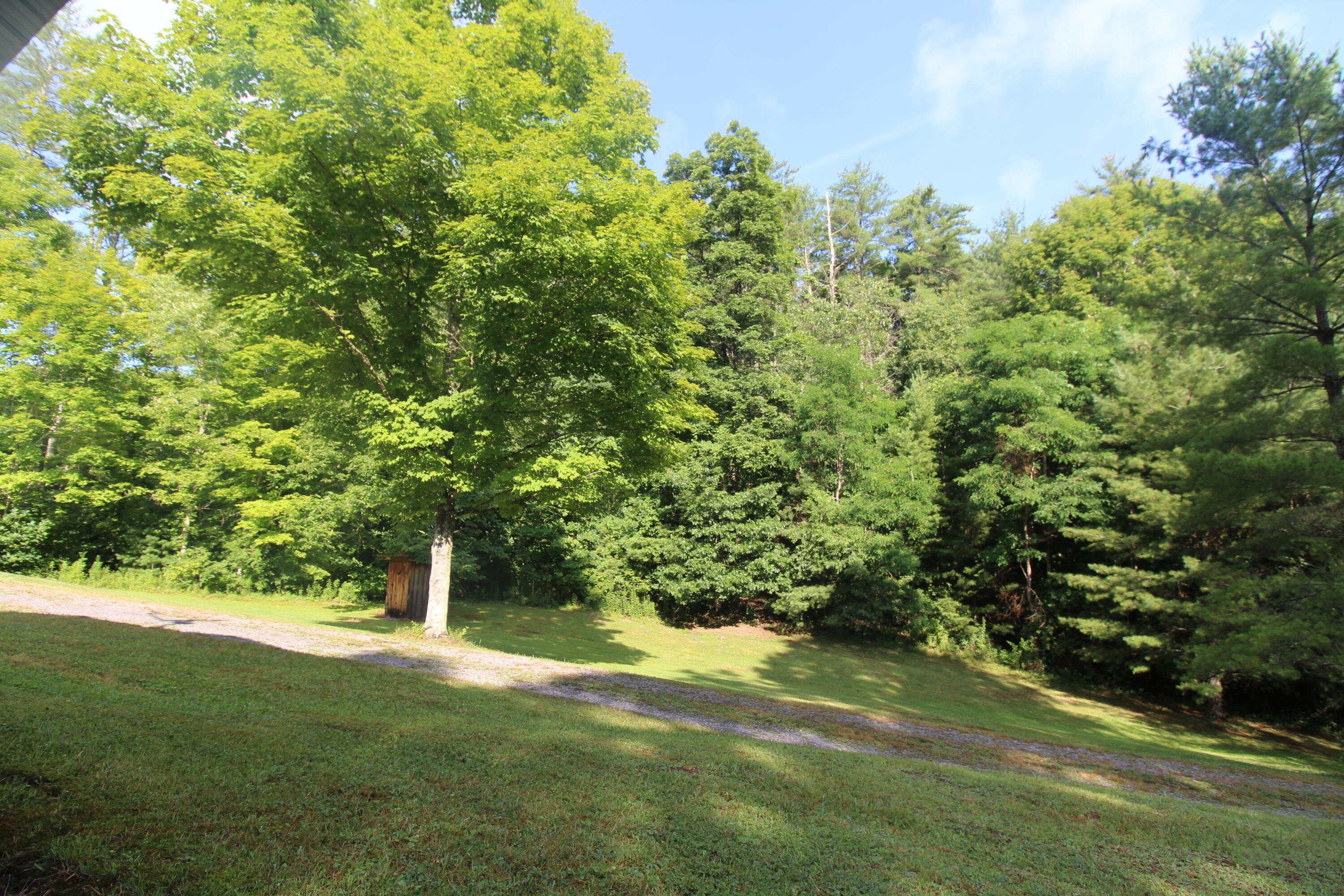 Property Photo:  8157 Moncove Lake Rd  WV 24941 