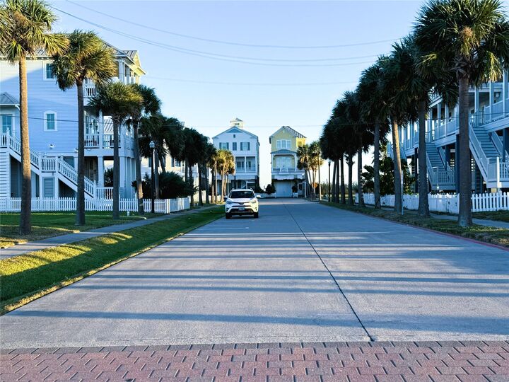 Property Photo:  722-726 Ramsar Road  TX 77550 