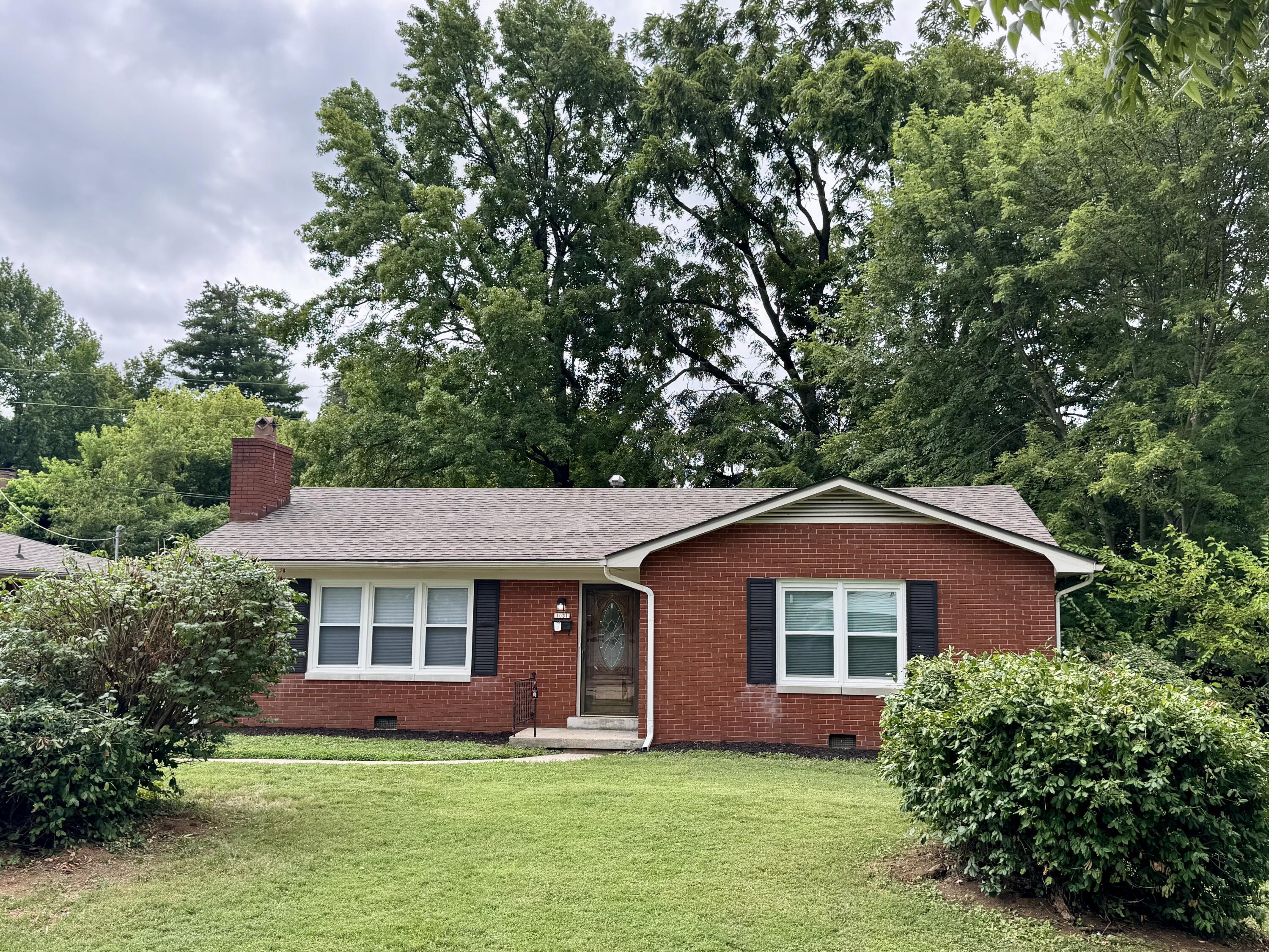 Property Photo: 1031 Sioux Trail KY 40601