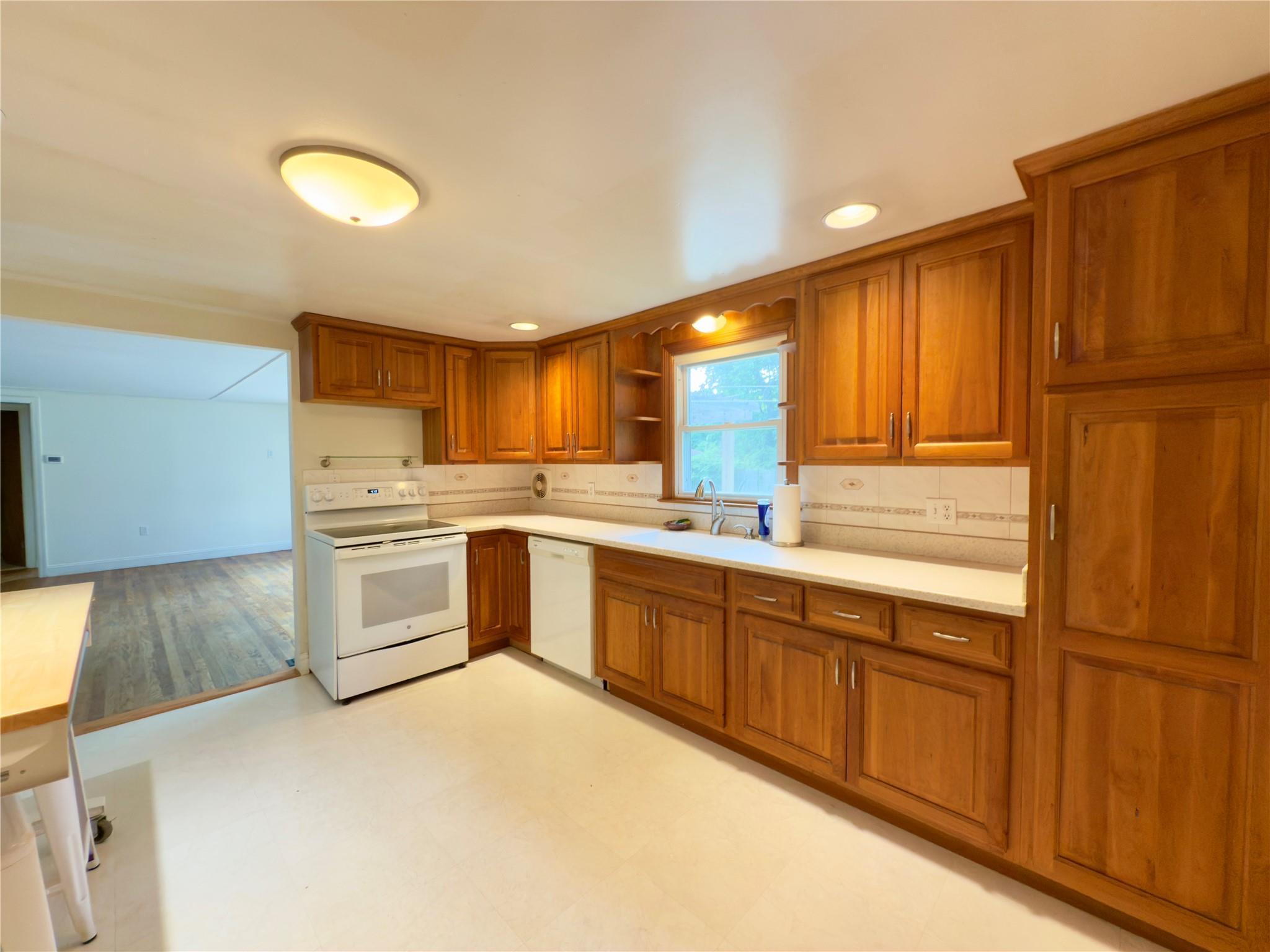 Property Photo: 8 Manor Road NY 12572