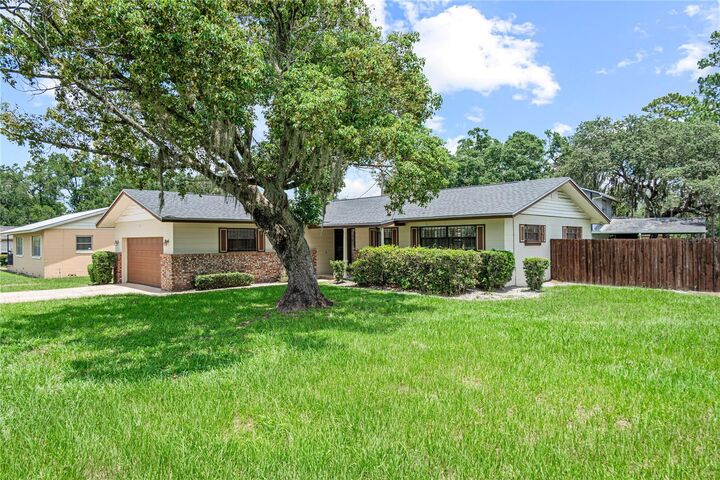 Property Photo: 101 Vihlen Road FL 32771