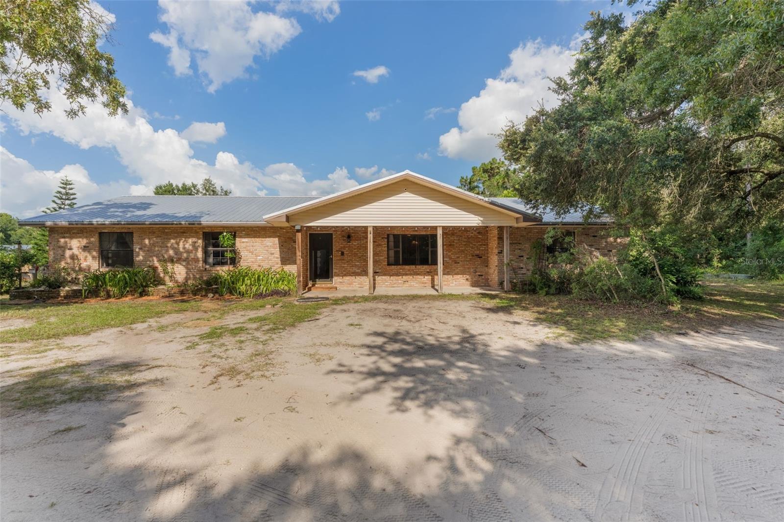 Property Photo: 5252 Garlanger Trail FL 32765