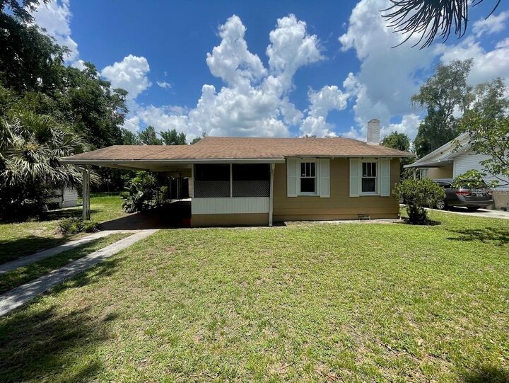 Property Photo: 1512 Holly Road FL 33801