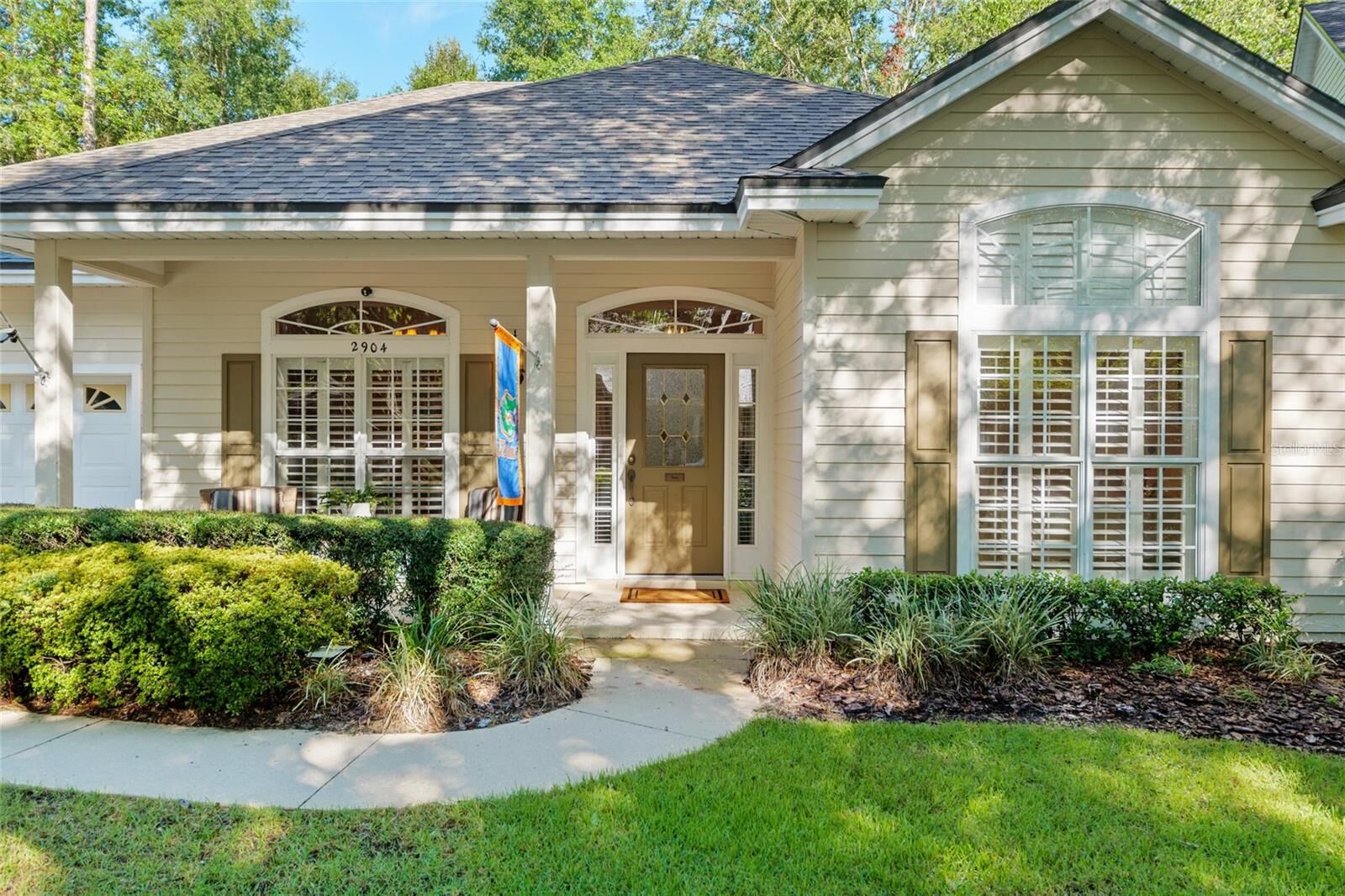 Property Photo:  2904 SW 95th Terrace  FL 32608 