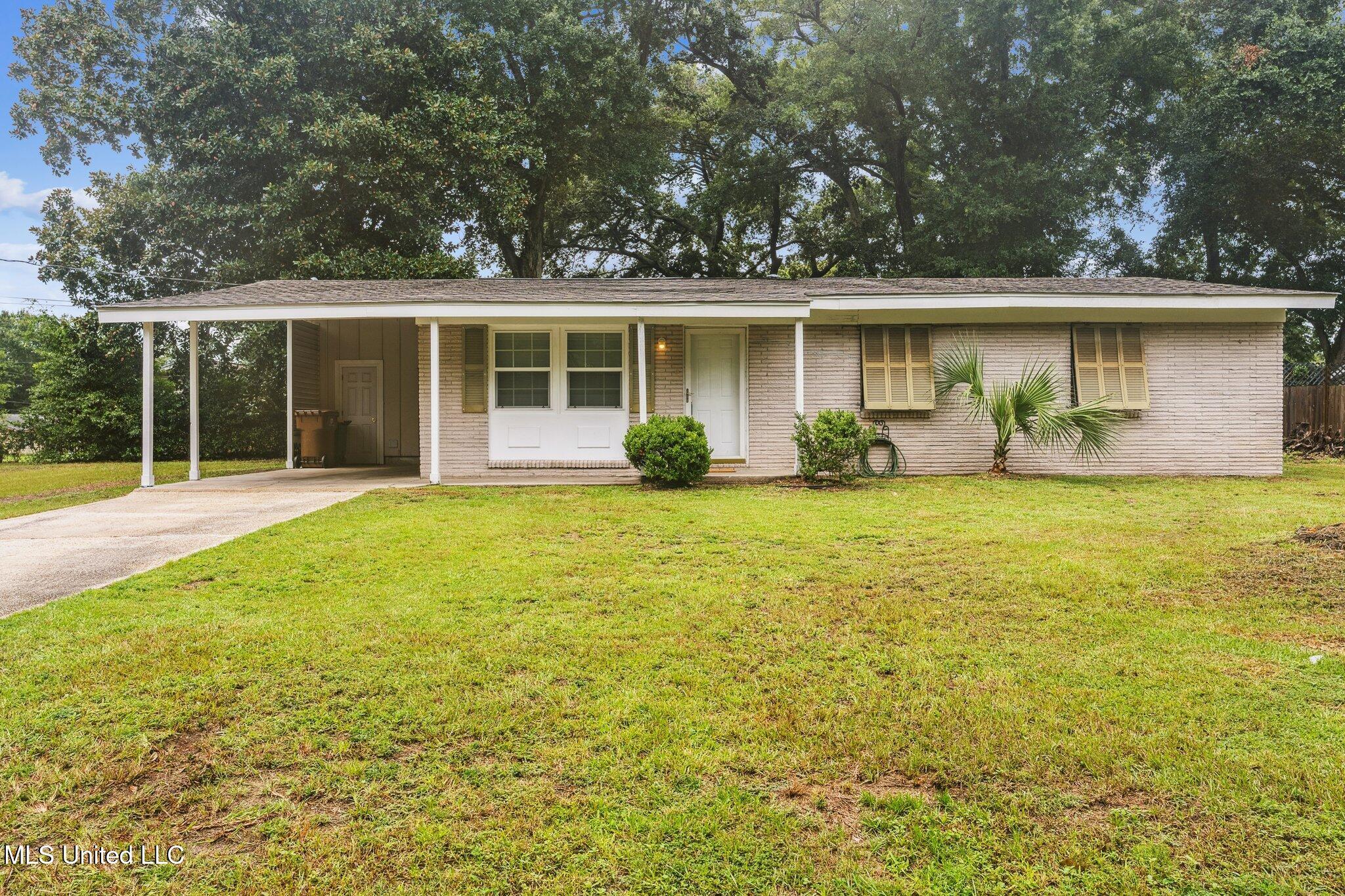 Property Photo: 2160 Driftwood Drive MS 39531