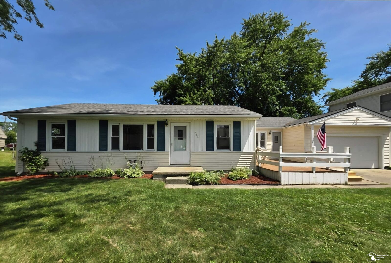 Property Photo:  7908 Lake Breeze Drive  MI 48161 