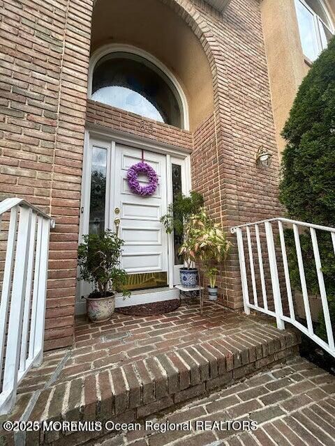 Property Photo: 85 Mira Vista Court NJ 07733