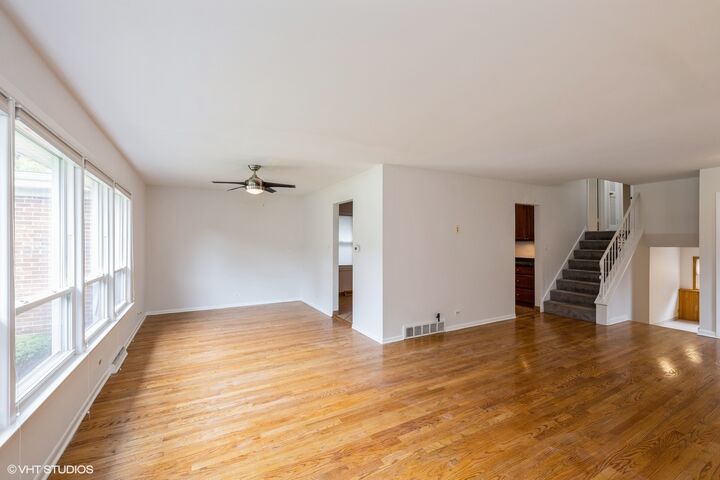 Property Photo:  1782 Richfield Avenue  IL 60035 