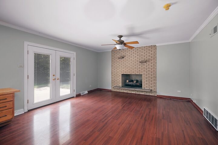 Property Photo: 15156 Chestnut Lane IL 60452