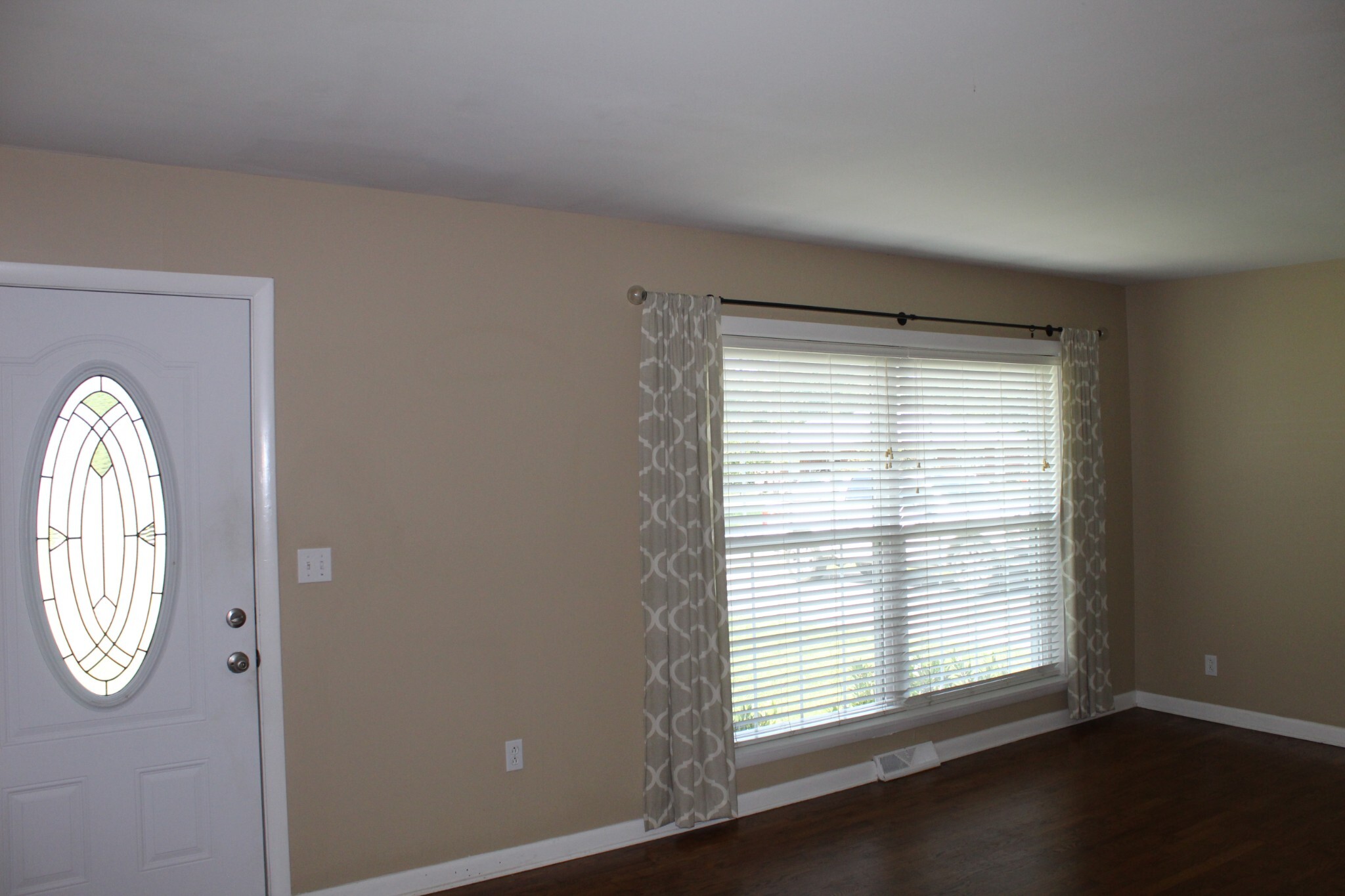 Property Photo: 426 7th St TN 38464