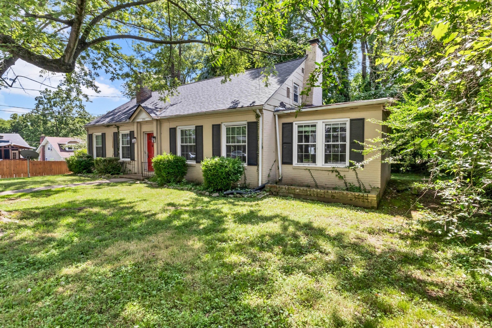 Property Photo: 520A York St TN 37040