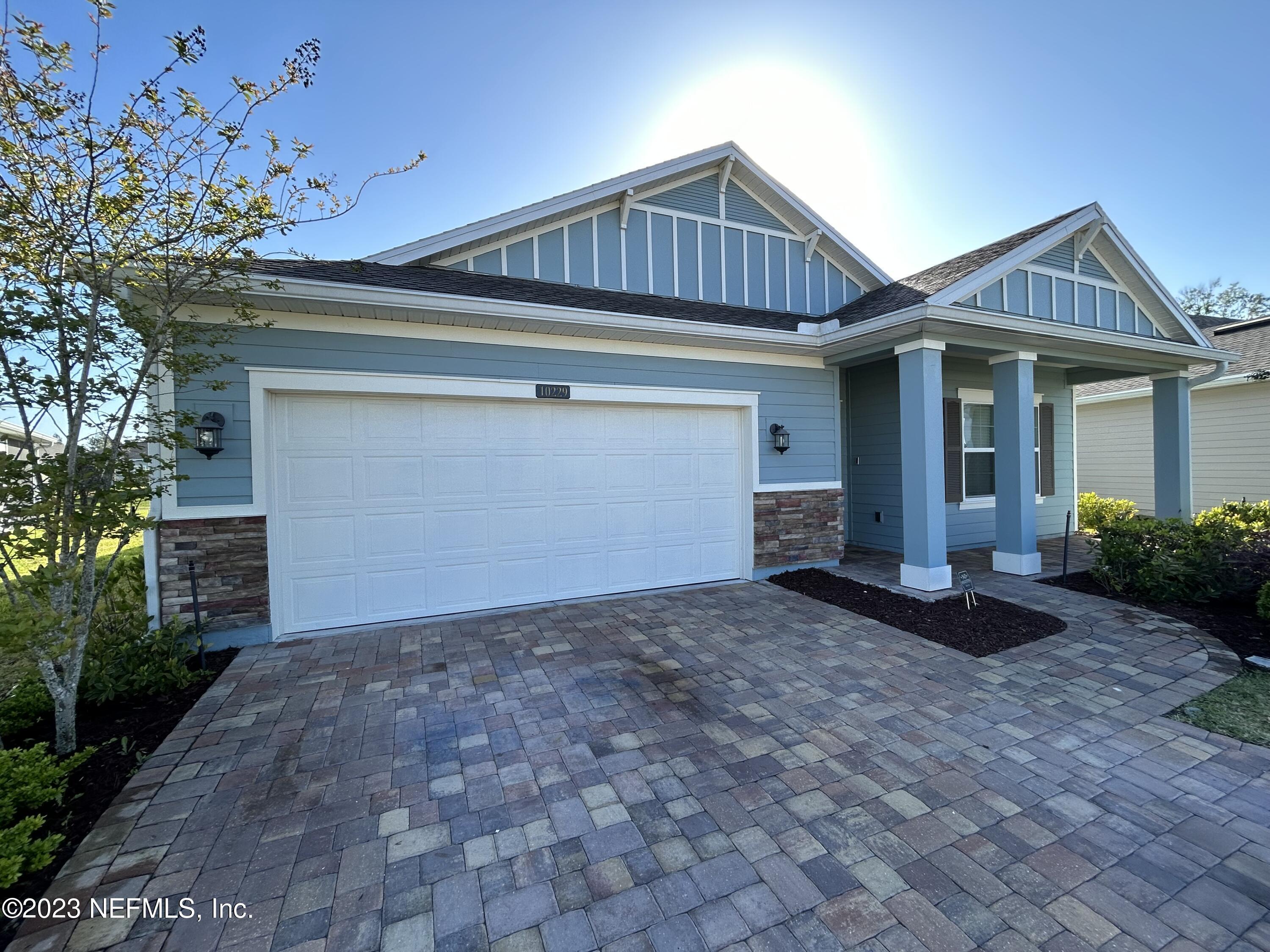 Property Photo: 10229 Powell Creek Court FL 32222