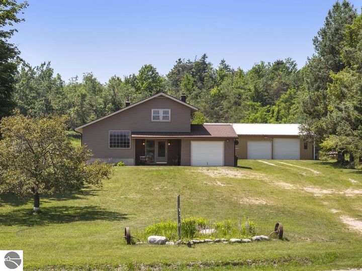Property Photo: 3882 S State Road MI 49740