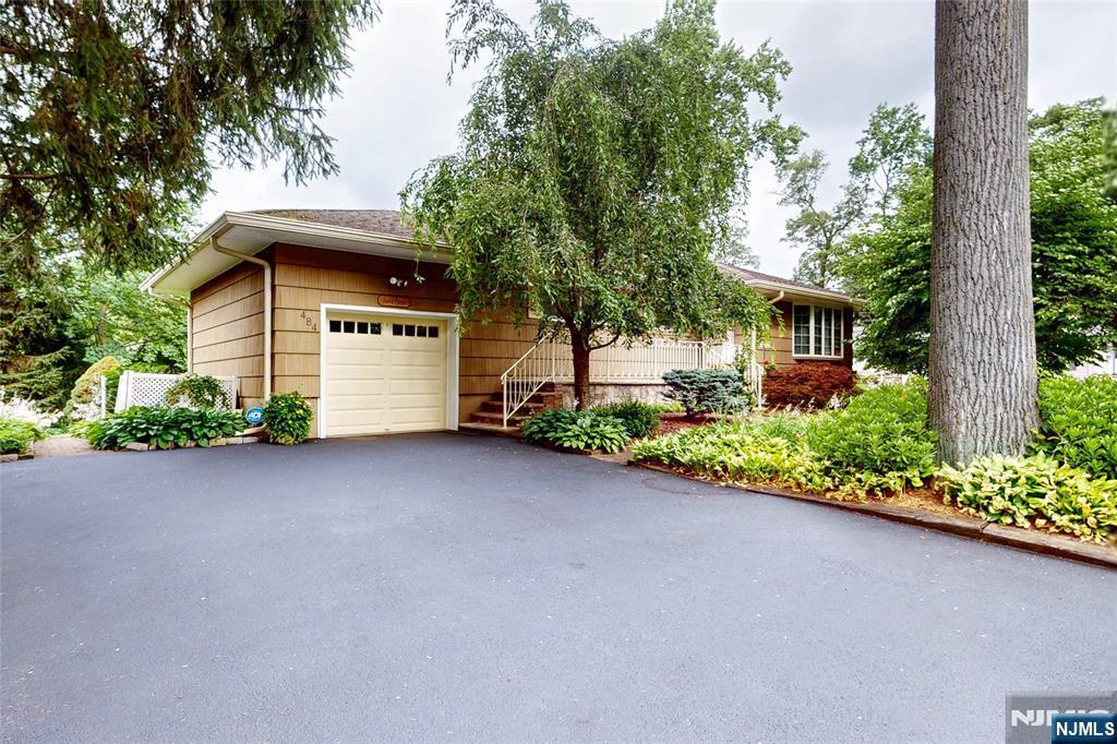 Property Photo:  484 Hoover Avenue  NJ 07676 