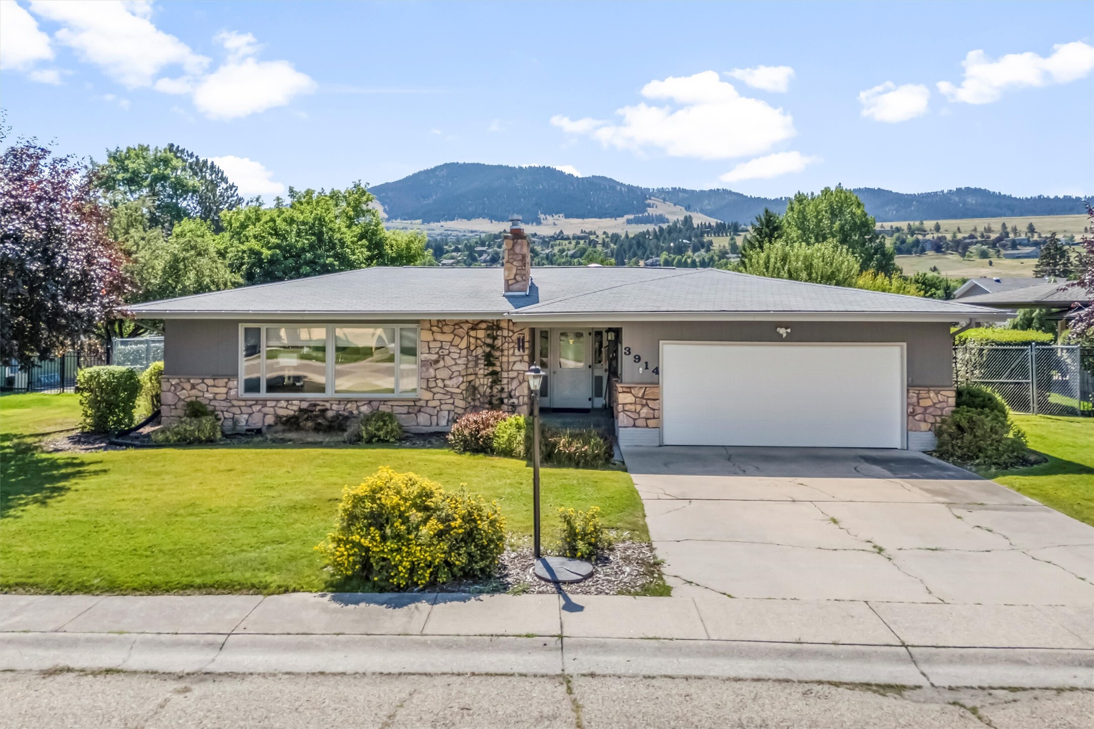 Property Photo:  3914 Bellecrest Drive  MT 59801 