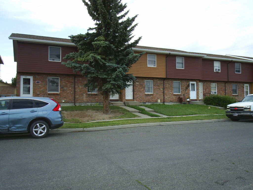 Property Photo: 919 Hialeah Court MT 59601