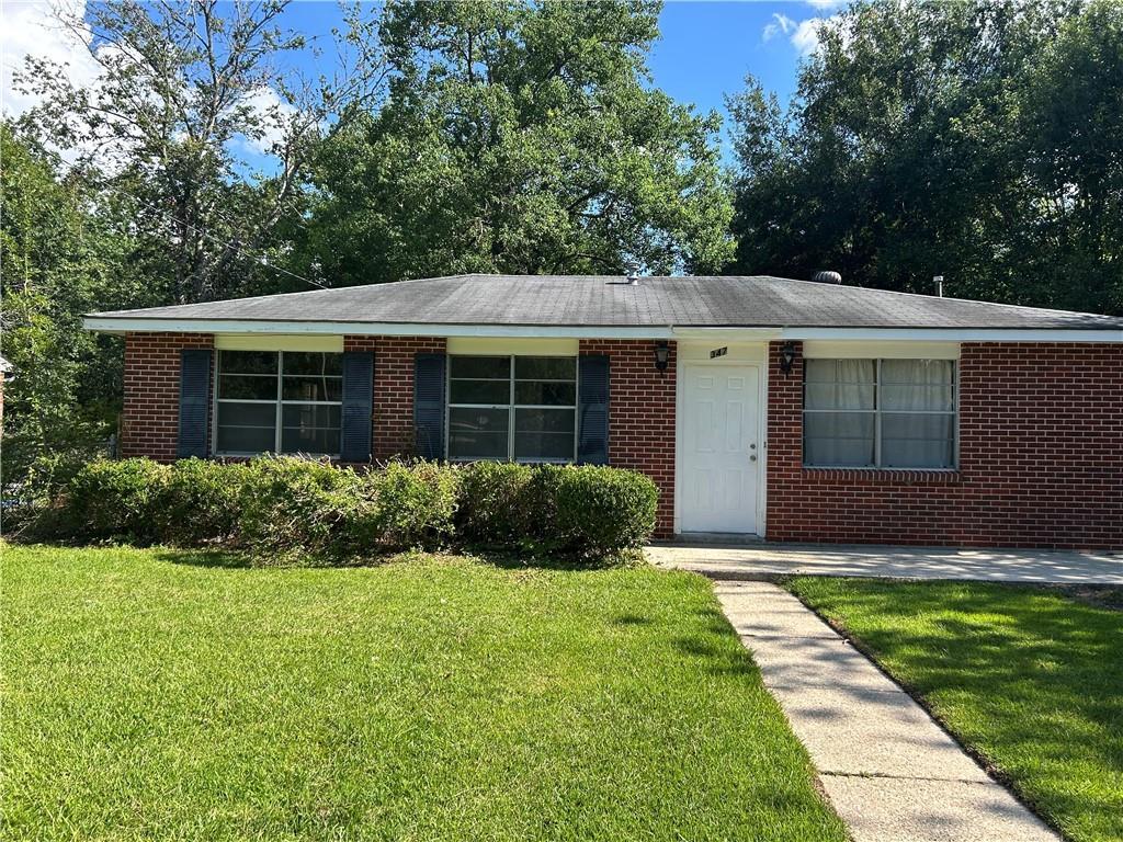 Property Photo: 347 Oriole Drive LA 70458