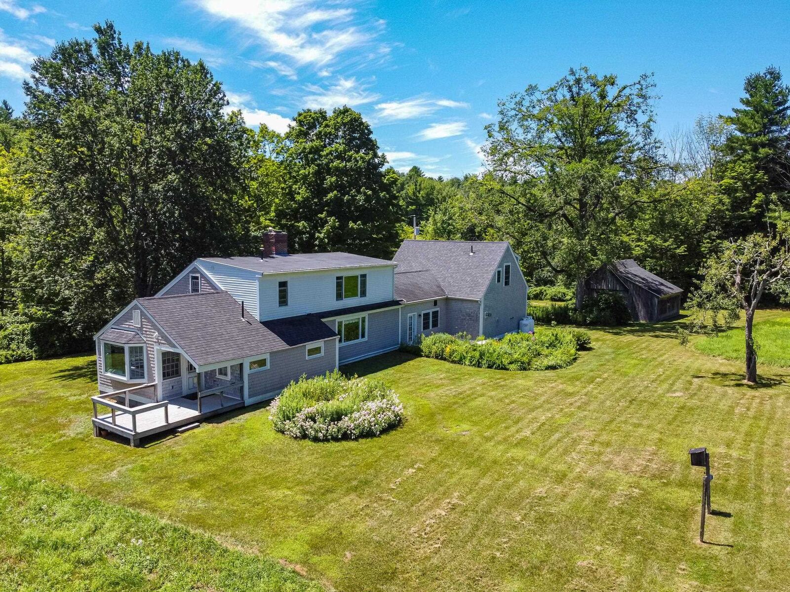 Property Photo: 135 McCollum Road NH 03070