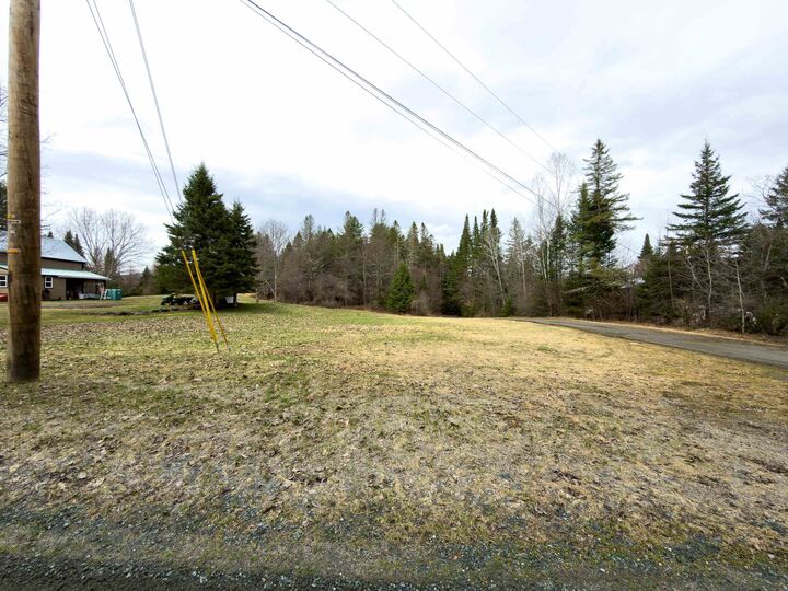 Property Photo:  31 Privacy Lane  VT 05824 