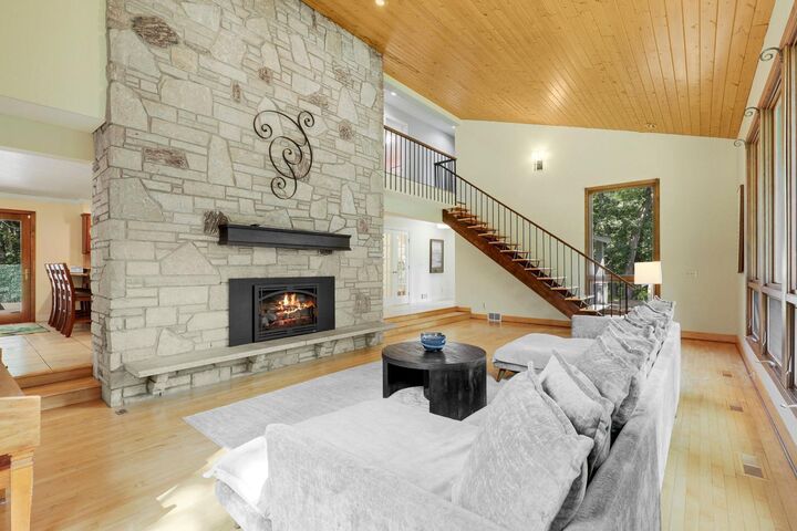 Property Photo:  1 Partridge Lane  MN 55127 