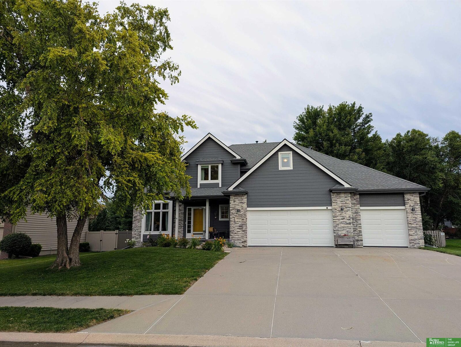 Property Photo:  14021 Camden Avenue  NE 68164 
