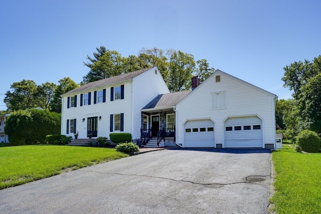 Property Photo:  13 Woodland Dr  MA 01749 