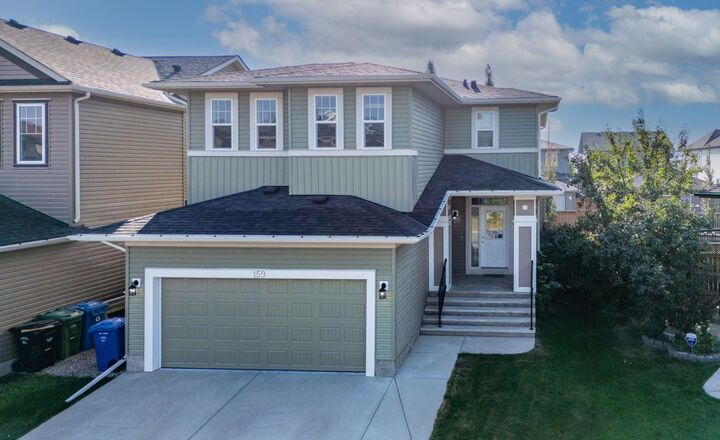 Property Photo:  159 Evansdale Common NW  AB T3P 0E1