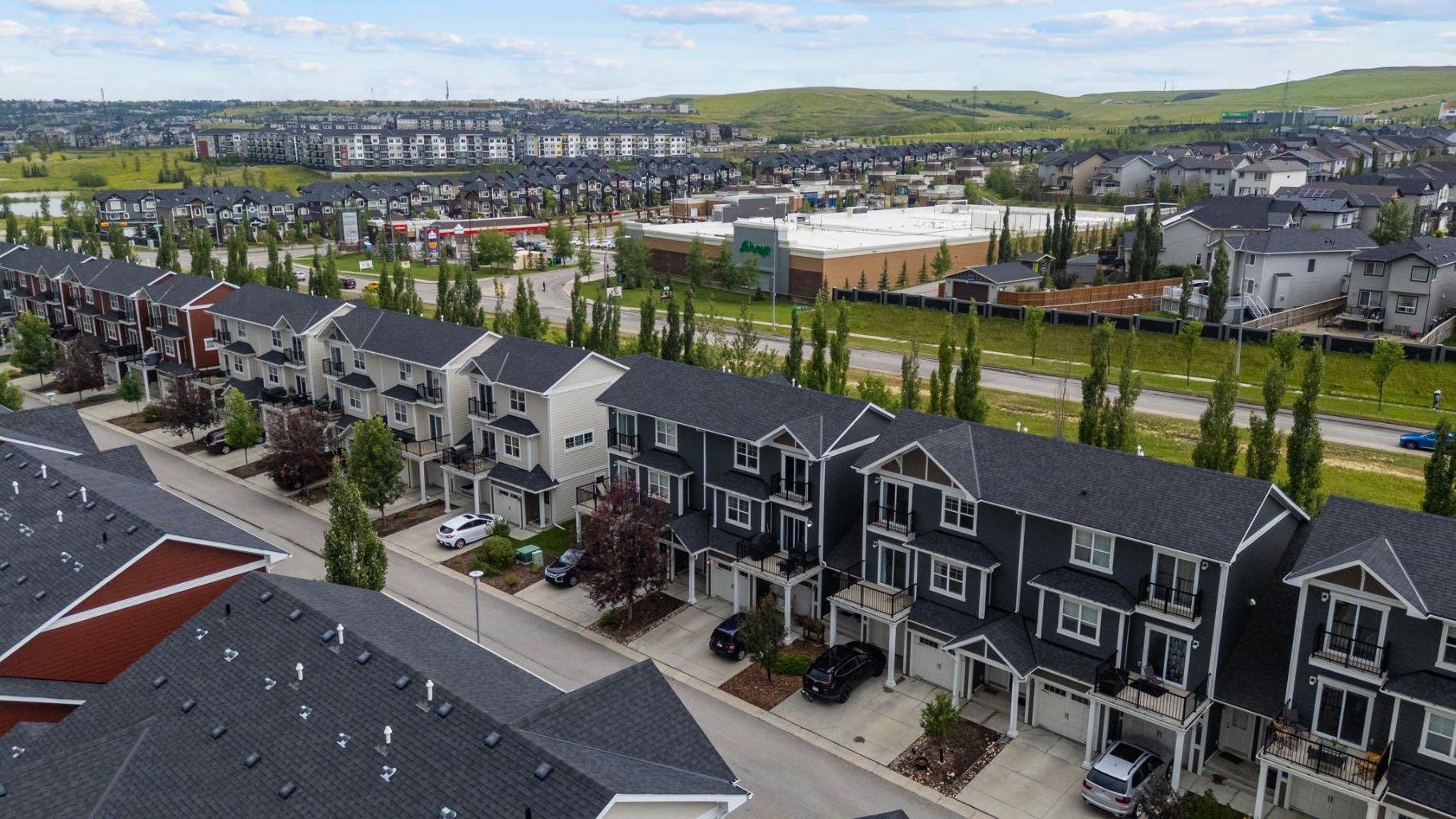 Photo de la propriété: 881 Sage Valley Boulevard NW 808 AB T3R 0R4