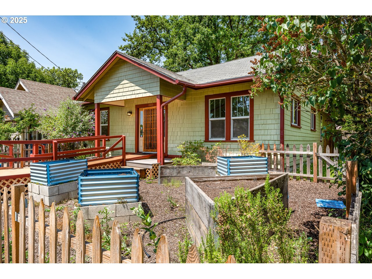 1885 W 15th Ave  Eugene OR 97402 photo