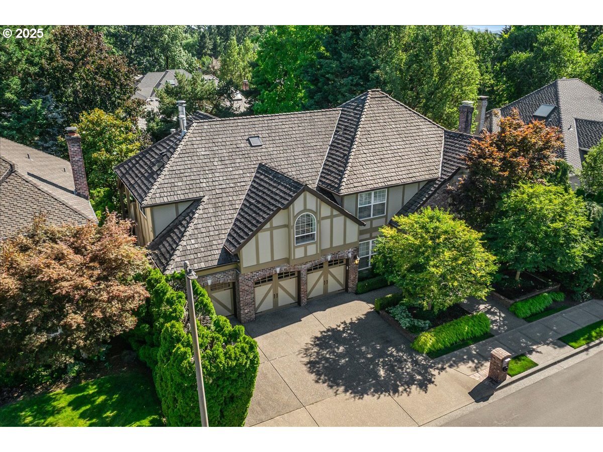 Property Photo:  5094 Denton Dr  OR 97035 