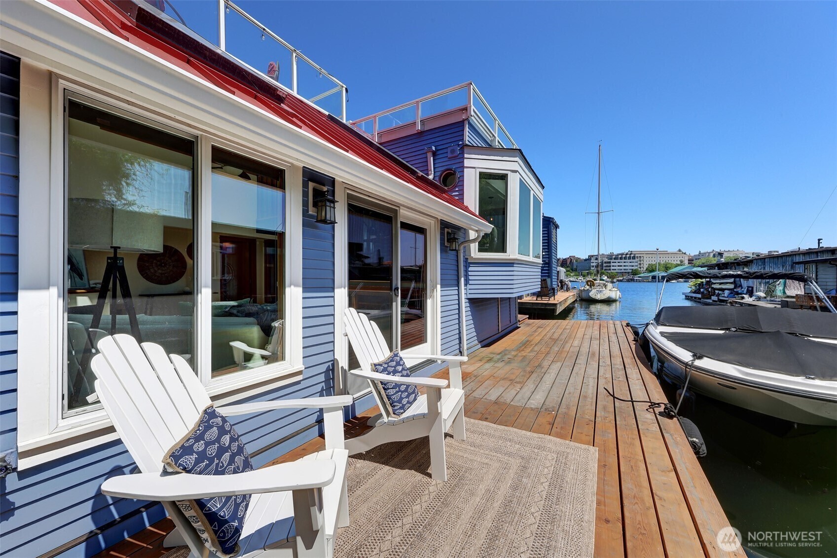 Property Photo:  3110  Portage Bay Place E B  WA 98103 