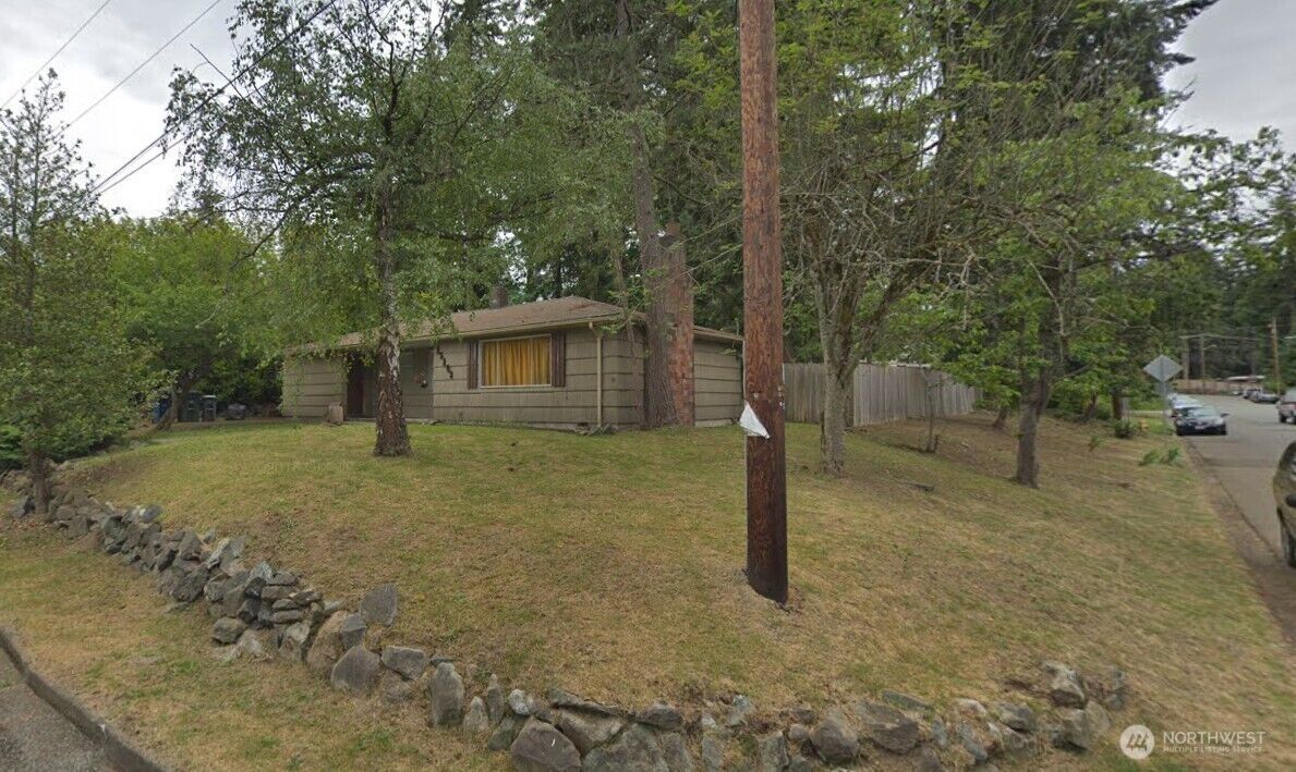 Property Photo:  15103 SE 41st Place  WA 98006 
