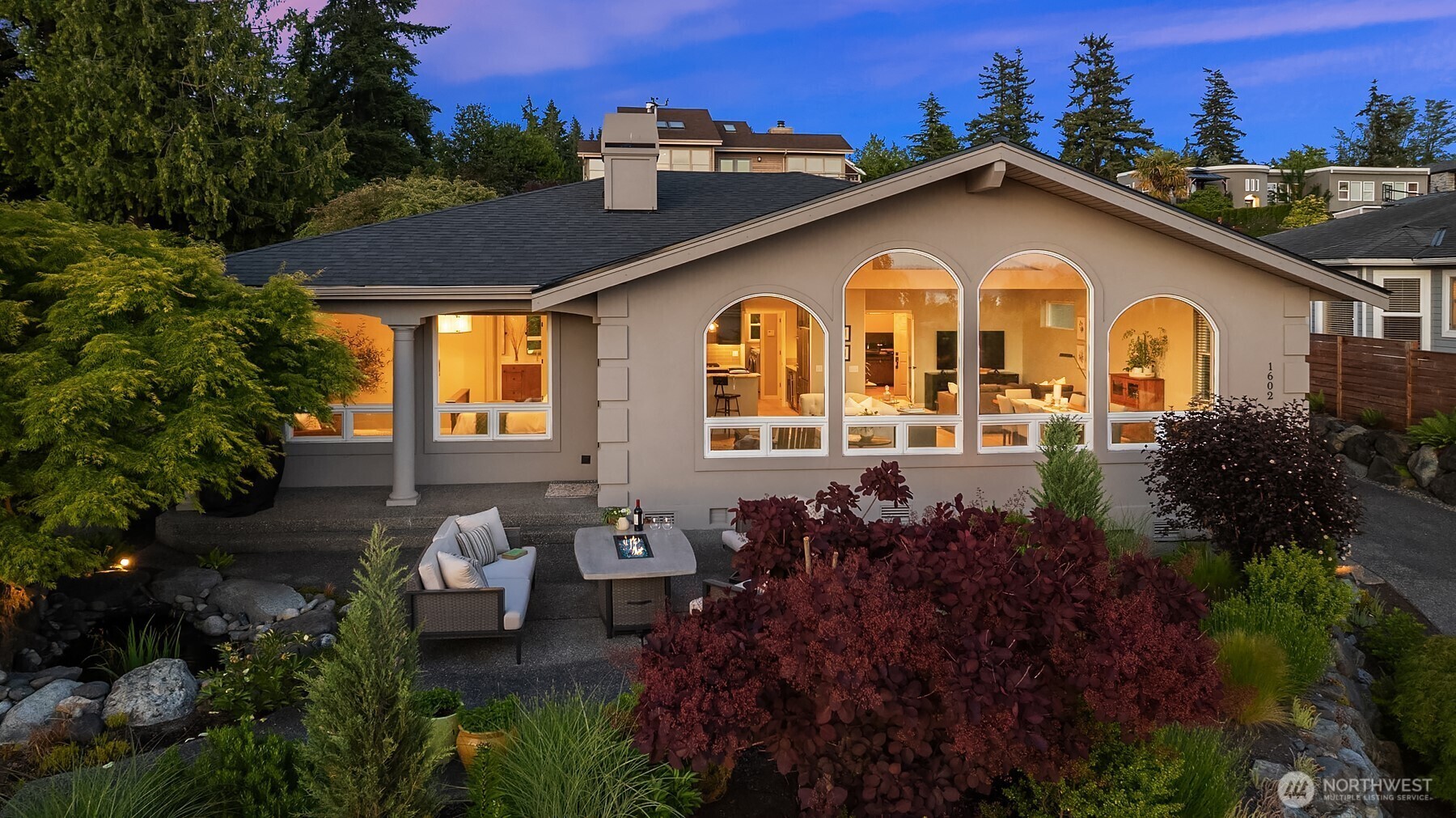 Property Photo: 1602 Washington Avenue WA 98275