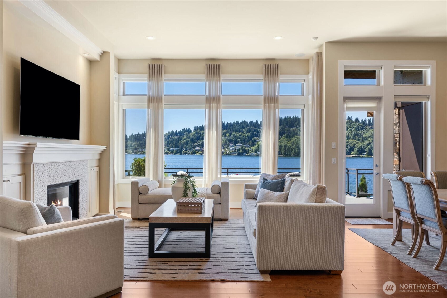 Property Photo: 4261 Williams Avenue N WA 98056