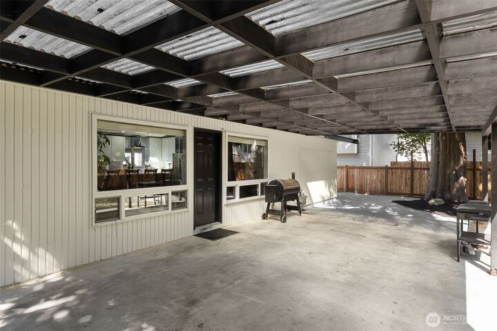 Property Photo: 5022 163rd Place SW WA 98026