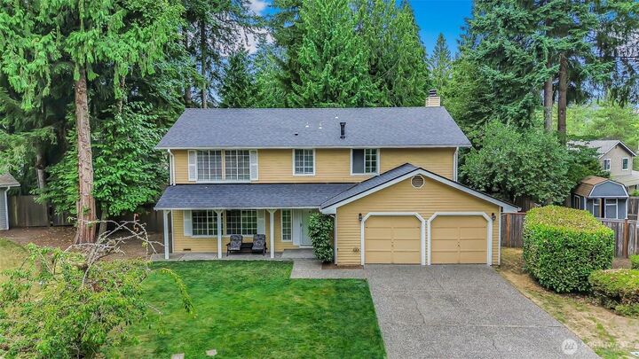Property Photo:  20702 NE 42nd Place  WA 98074 