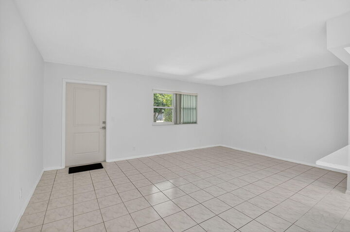 Property Photo:  294 Tuscany F Lane 294  FL 33446 