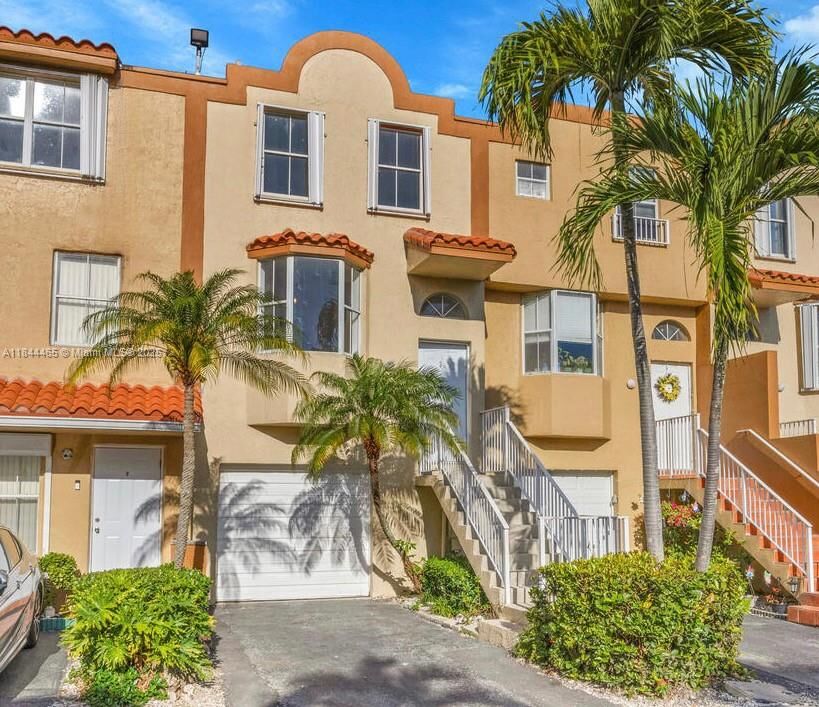 Property Photo: 390 NW 86th Ct 803 FL 33126