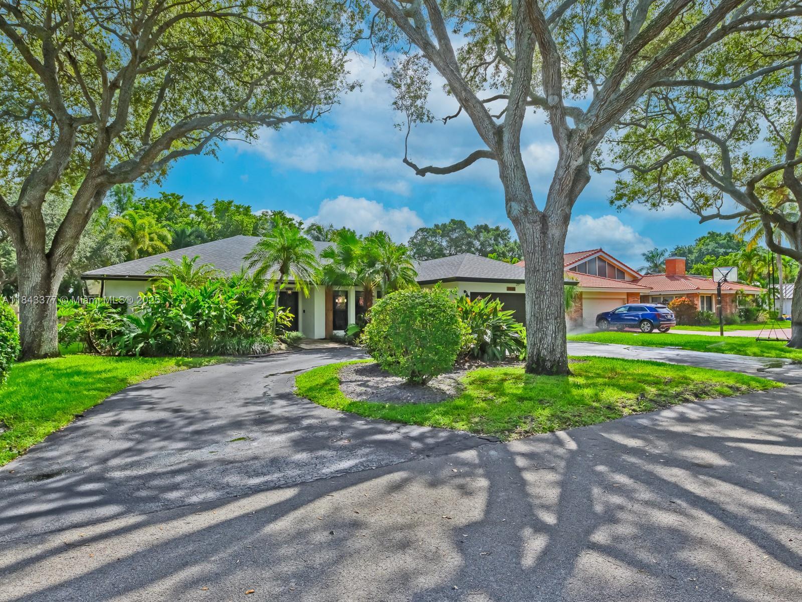 Property Photo:  1030 SW 91st Ave  FL 33324 