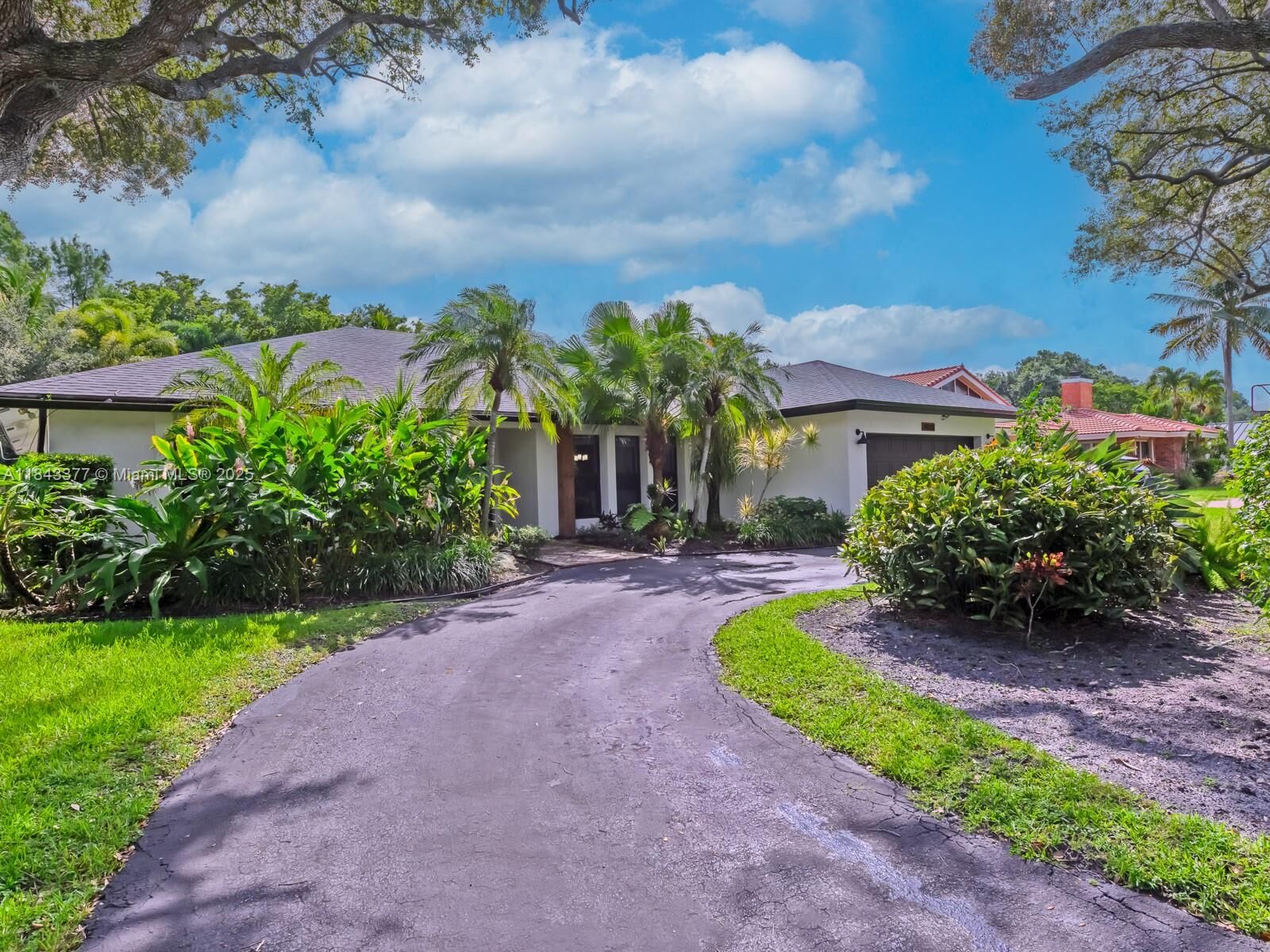 Property Photo: 1030 SW 91st Ave FL 33324