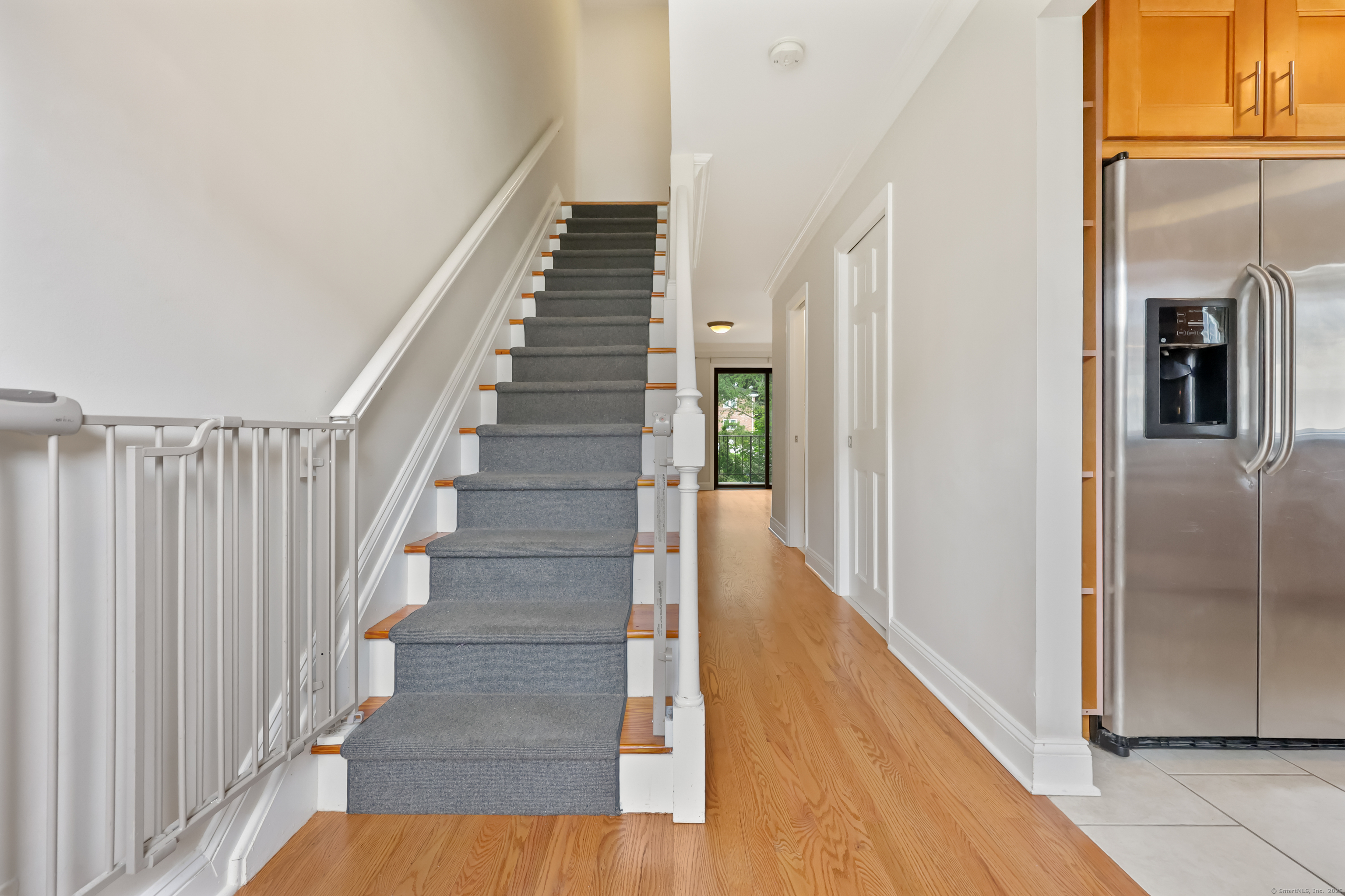 Property Photo:  75 Cos Cob Avenue Apt 10  CT 06807 