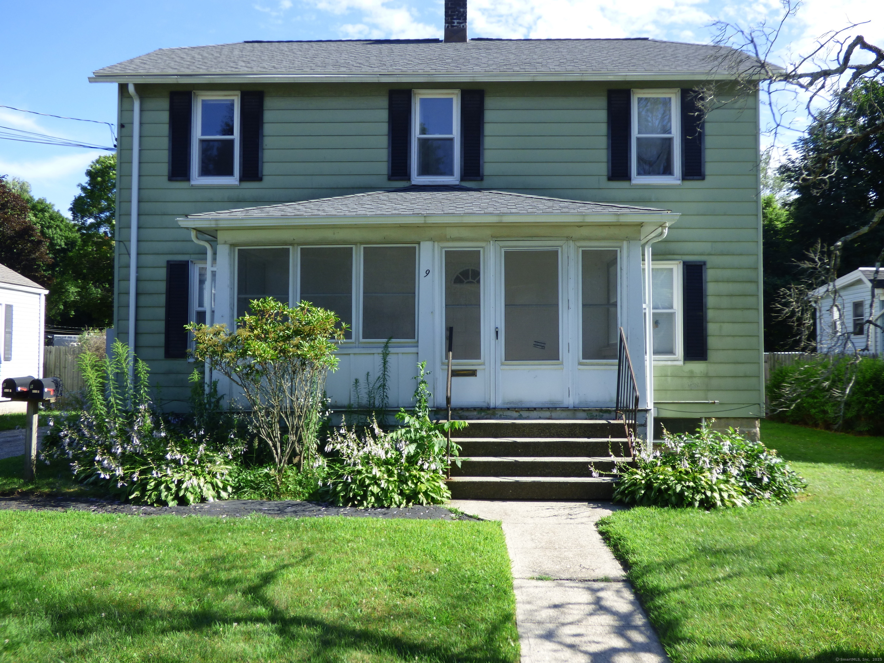 Property Photo:  9 Fleetwood Avenue  CT 06801 