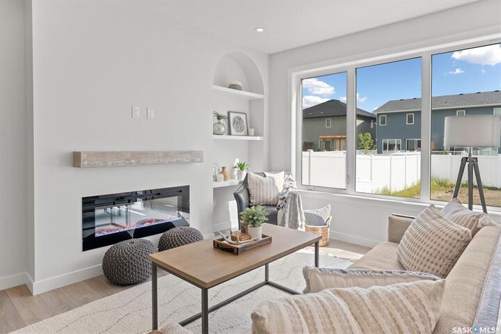 Property Photo: 551 Pepper View SK S7V 1T2