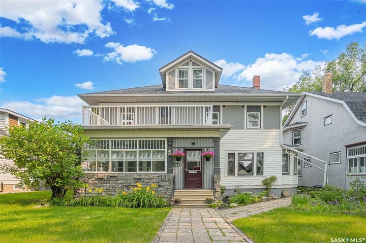 214 29th Street W  Saskatoon SK S7L 0L9 photo