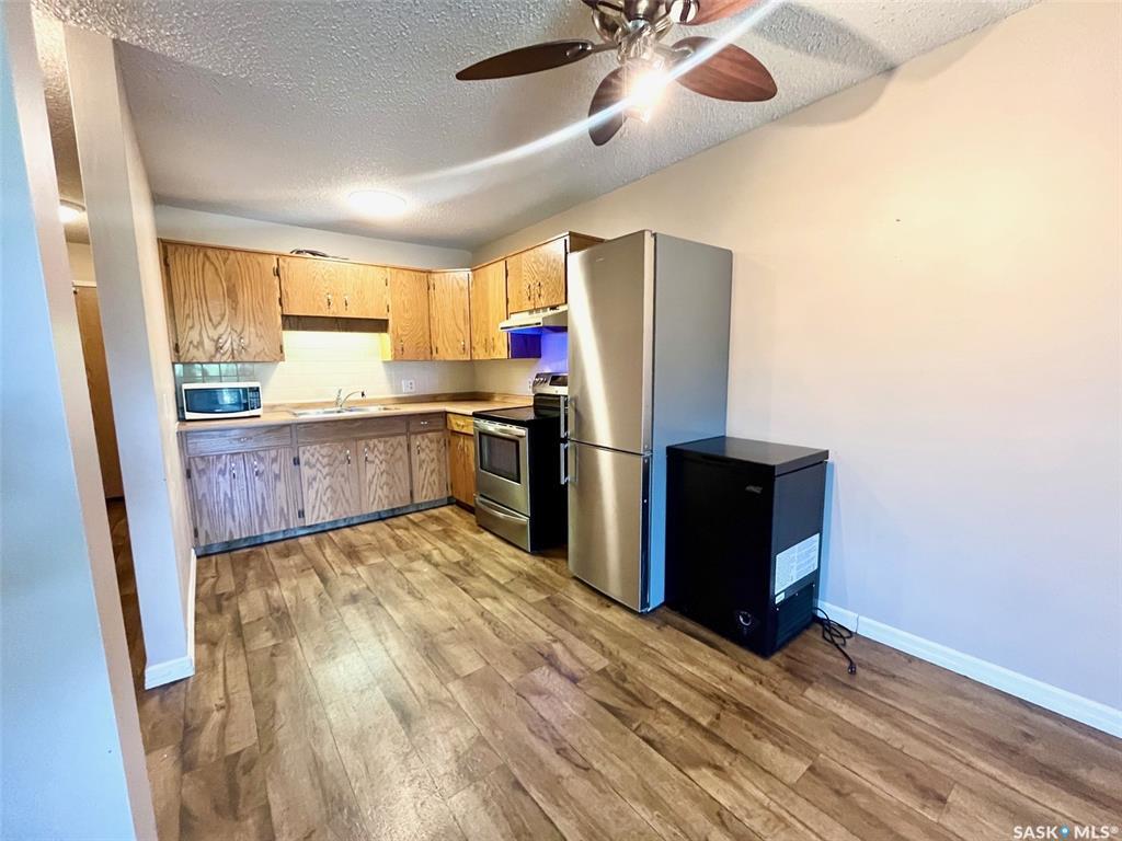 Property Photo: 314 11th Street E 205 SK S6V 1A5