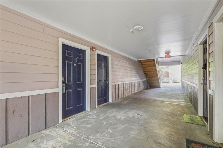 Property Photo: 3000 S Adams Street 113 FL 32301