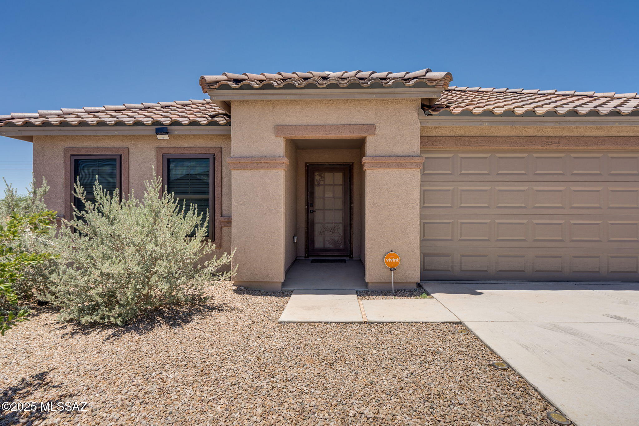 Property Photo: 5668 S Ruby Quinn Place AZ 85757